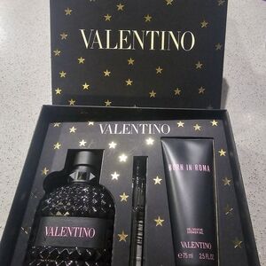 Valentino Born in Roma Body Wash Set - Black and Gold